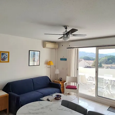 Tres Beau 28m2 Dans De Standing Avec Piscine Apartment Le Lavandou